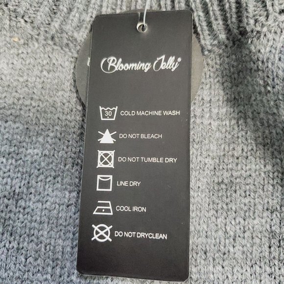 Blooming Jelly Pearl Sleeve Gray Sweater Blouse, NWT, XL - Picture 11 of 13